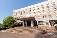 Гостиница Полет - С парковкой