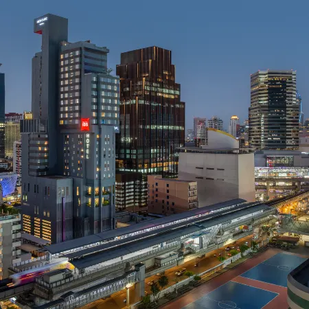Ibis Bangkok Siam Отели рядом с достопримечательностью «Станция надземного метро Siam»