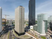 District Living Hotel dekat Menara Danube
