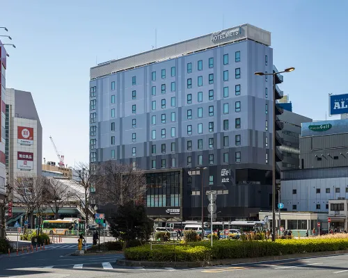JR East Hotel Mets Premier Gotanda Hotel berhampiran Stesen Gotanda