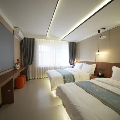 Jiuyu Homestay (Zhong Yang Street) Hotels near Daoli