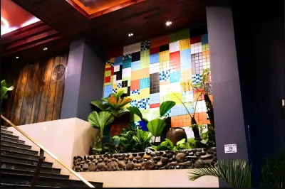 Happy Life Green Hotel Hotels near District 11
