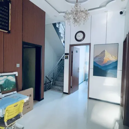 Jiayin Linge Holiday Hotel