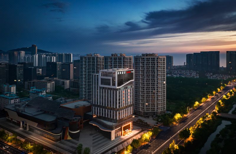 Yantai Gaoxin Seaview Intercity Hotel