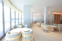 Hongdu Business Hotel (Daqing East Railway Station)