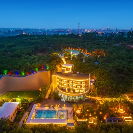 Luoyang Sanli Hot Spring Hotel (Longmen High-speed Railway Station Branch)
