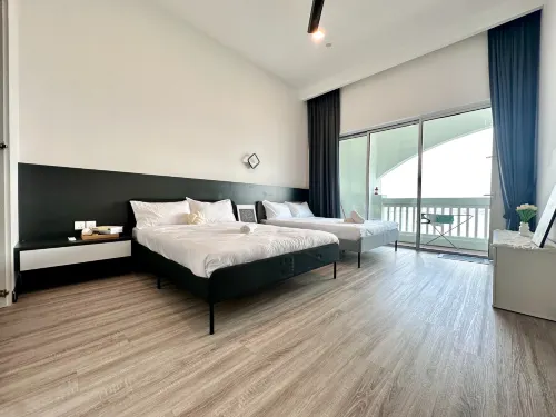 Minimilistic Seaview 1BRSuite @Straits Quay Suites - New