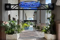 South Gate Hotel Okinawa Naha Tomari Port (Direct Access to Tomarin) - Balcony