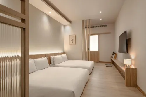 HOYU INN's - New