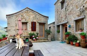 Chinbe Villa