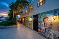 Kashgar Tengjuji Homestay - parking