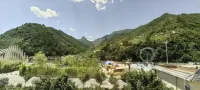 Qiuxiangju Leisure Hotel - Mountain view
