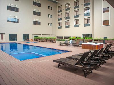 Aglow Hotel Harbor Bay Batam