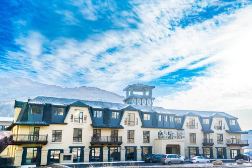 Tonghua Wanfeng Sunshine Chinese Inn - 온천