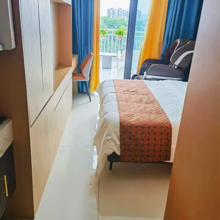 Zhouhe Homestay