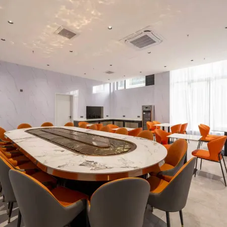 Boyue Hotel (Fuqing Chengtou Town Yuanhong Trade City)