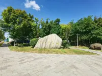 Changbai Mountain Lixiang Holiday Hotel - Mountain view