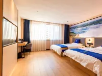 Super 8 Select Hotel (Bayi Road, Shanghai New High-speed Railway Station) Hotel a Fuxin