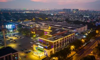 Rezenxuan Hotel (Shanghai Caolu Minlei Road Subway Station)