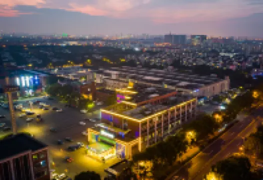 Rezenxuan Hotel (Shanghai Caolu Minlei Road Subway Station) Hotels near Shanghai Di'er Gongye University