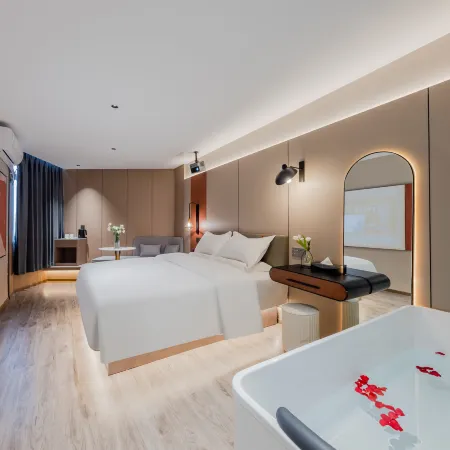 Jiqing Hotel (Lishuizhongshan Street)