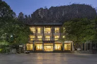 Crystal Crescent Moon Hotel Hotels near Seven Star Scenic Area