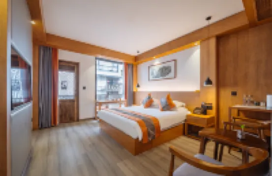 Floral Hotel · Youlan hotel (Cangqiao Straight Street Lu Xun Hometown)