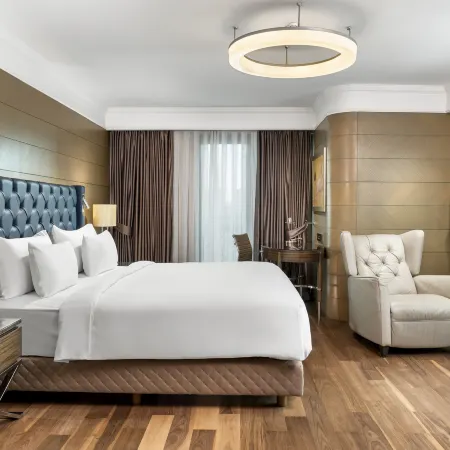 Radisson Blu Hotel, Istanbul Sisli Отели рядом с достопримечательностью «Trump towers»