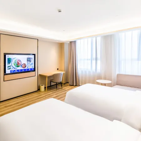 Starway Hotel (Kuqa Tianshan Middle Road)