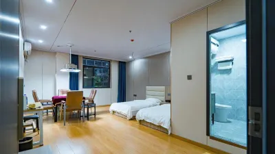 Baoji Shousu E-sports Hotel Hotels near Guozhen Railway Station