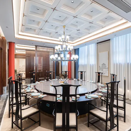 Shandong Hanlin Hotel (Shandong Normal University Qianfoshan Branch) Отели рядом с достопримечательностью «Цяньфошань»