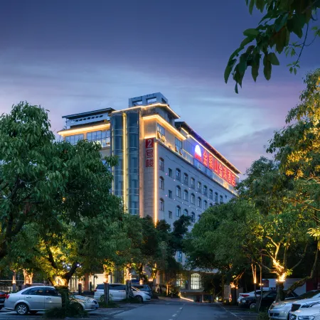 Jinyinshan Jinrui Hotel