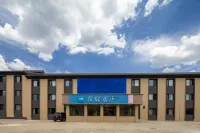 HanTing 호텔(우란부퉁 관광단지) 츠펑 호텔