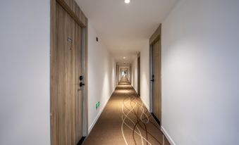 Grace Hotel (Shanghai Songjiang South Railway Station)