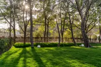 覓應·米樂親子度假露營花園酒店(上海國際旅遊度假區店) 鄰近綠葉的酒店