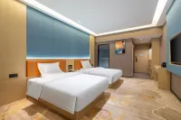 Tekes Shangcheng International Hotel (Bagua City Center Taiji Altar)