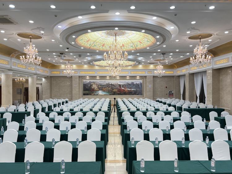Yunnan Commercial Hotel, Kunming - 2026 Prices & Reviews | Trip.com