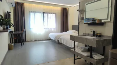 Wenxian Xi'an Hotel Hotels near Wenxian Tianchi National Forest Park