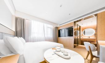 JI Hotel (Shanghai Zhenping Road Subway Station)