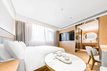 Ji Hotel (Shanghai Zhenping Road subway station)