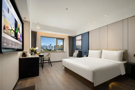 Atour Hotel Qingdao Golden Beach Xiangjiang Road Metro Station Отели рядом с достопримечательностью «Shandong University of Science and Technology (Qingdao Campus)»