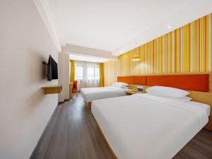 Home Inn Huayi Hotel (Shanghai Jinshan City)