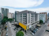 Lavande Hotels（Maoming high-speed railway station xinfu road branch） - bar