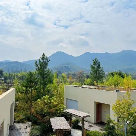 Blossom House Changxing