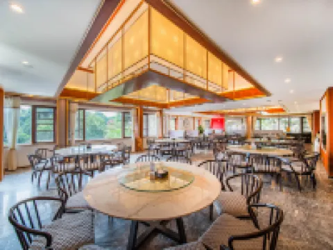 Huangguoshu Qishouju Hoteles en Zhenning