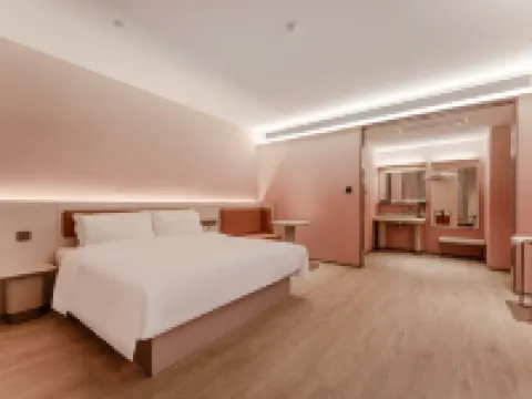 Hanting Hotel (Datang Qindong Branch, Dongcheng Avenue, Pucheng County) Hotels in Pucheng