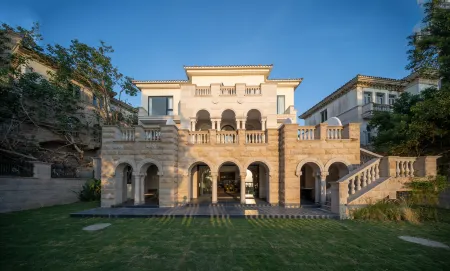 Miyue Roman Holiday Secret Manor Отели рядом с достопримечательностью «Dapeng Ancient City»