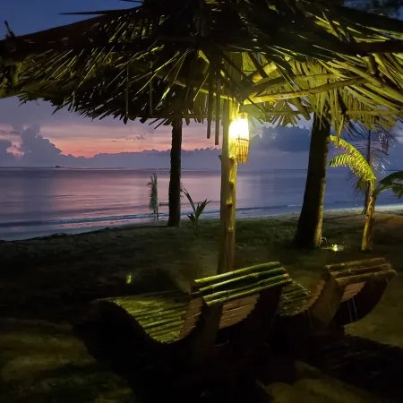 Eagle Bay Retreat (Sea View)