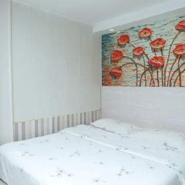 Shenzhen Liantang Hotel (Liantang Port Xianhu Road Subway Station) Отели рядом с достопримечательностью «Буддийский храм Хонгфа»