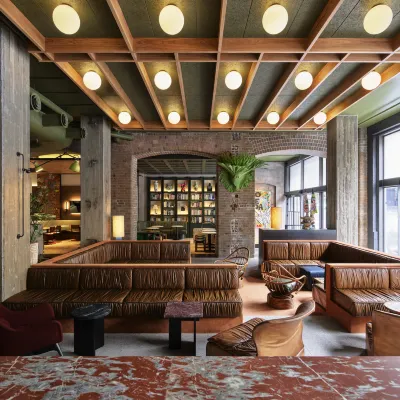 Ace Hotel Sydney Отели рядом с достопримечательностью «Железнодорожная станция Мьюзеум»